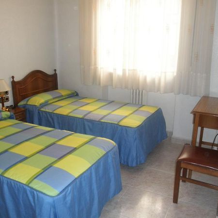 Hostal Los Andes Madrid Extérieur photo