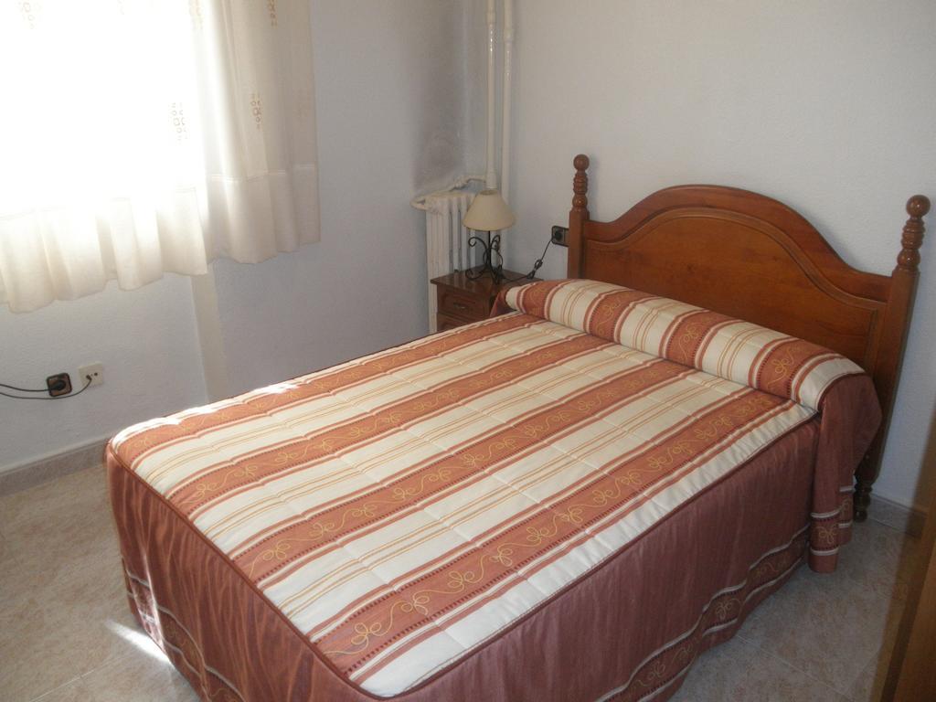 Hostal Los Andes Madrid Chambre photo